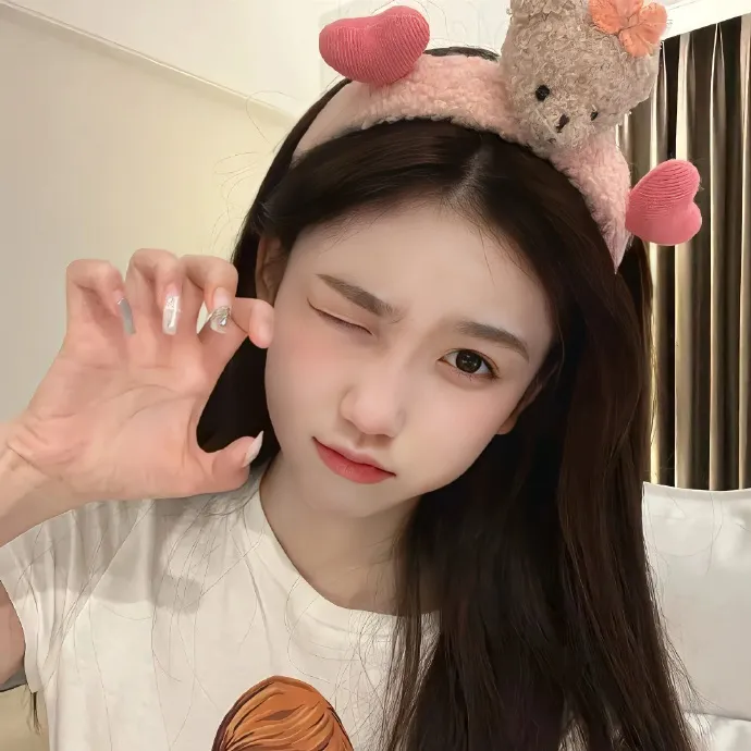 真人秀常驻被曝名次内定，连日来直播镜头前画面流出