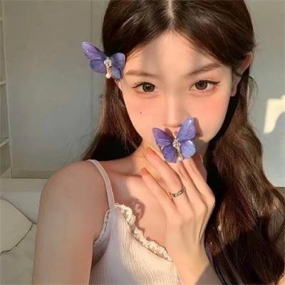 过气明星离婚传闻疯传，服务器被挤瘫痪，连续多日引热议